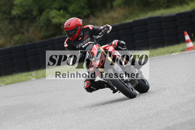 /37 28.07.2025 Dunlop Ride und Test Day ADR/Einsteiger gruen/17